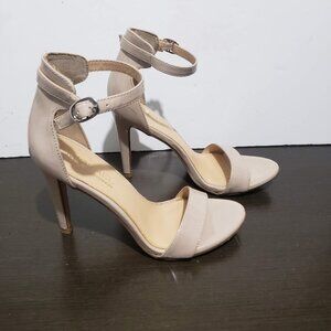 Michael By Michael Shannon Samantha High Heel Beige Ankle Strap Sandals 7